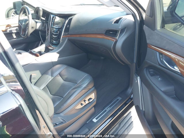 1GYS3HKJ9LR216377 Cadillac Escalade Esv 2wd Luxury