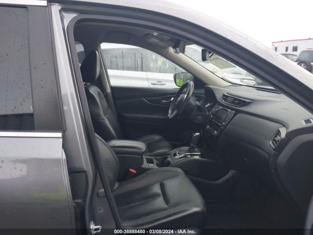 JN8AT2MT7JW456625 Nissan Rogue Sl