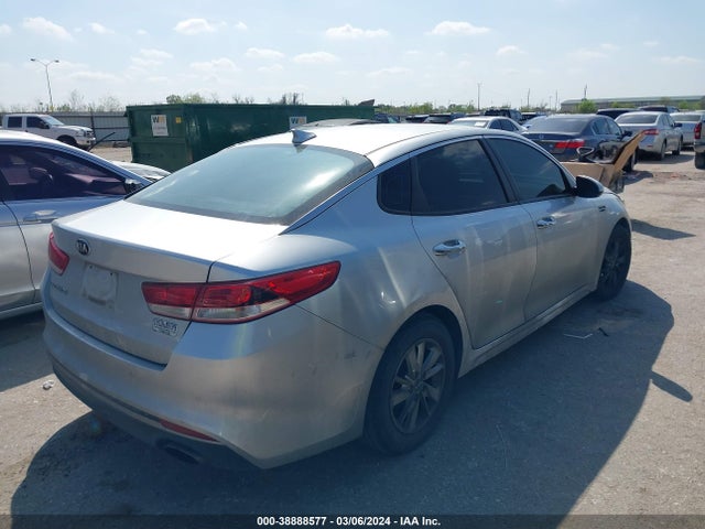 KIA Optima Lx 2018 5XXGT4L38JG217864 Image 4