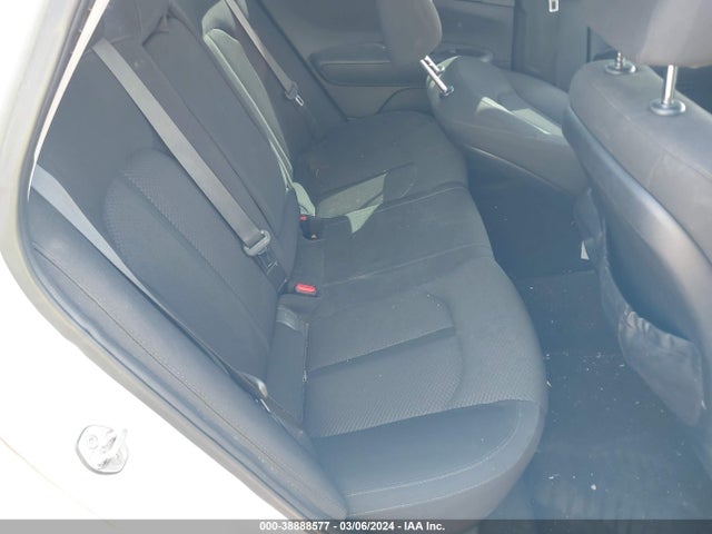 KIA Optima Lx 2018 5XXGT4L38JG217864 Image 8