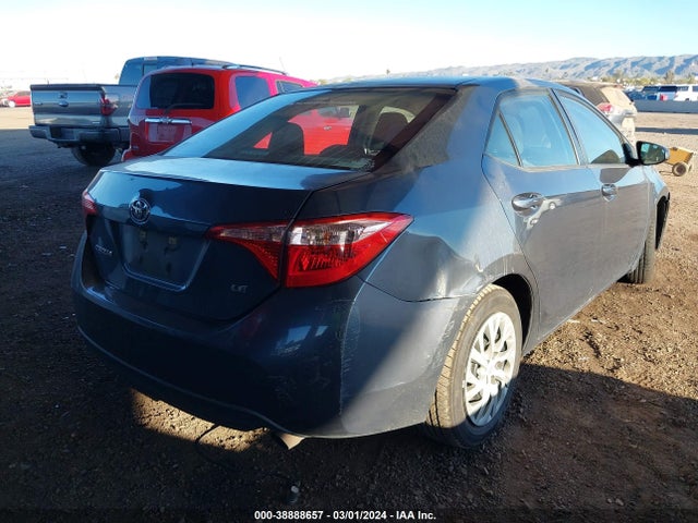 Toyota COROLLA LE 2017 5YFBURHE1HP664830 Image 4