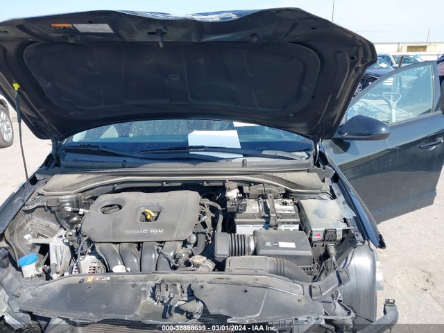 Hyundai ELANTRA SE 2017 5NPD84LF1HH033086 Image 10