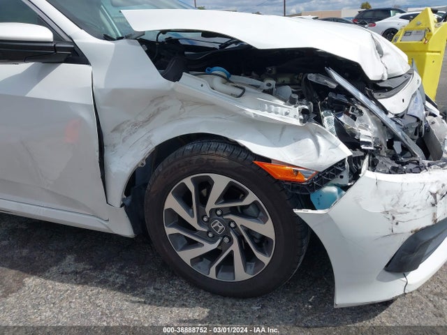 Honda CIVIC EX 2017 19XFC2F76HE211644 Image 17
