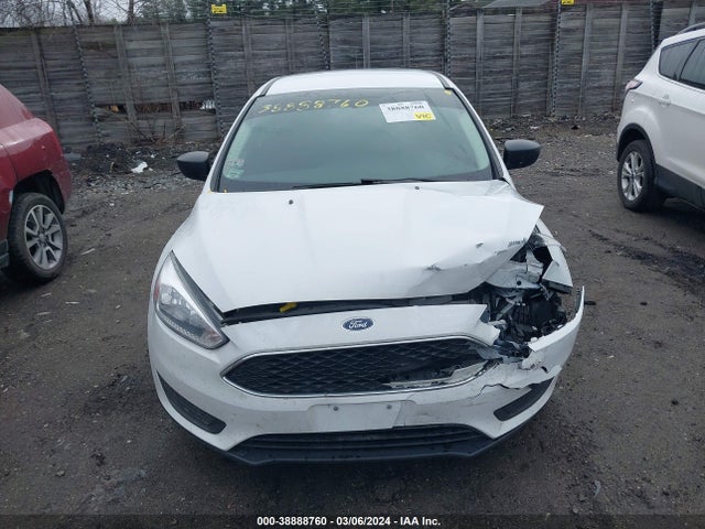 Ford FOCUS S 2018 1FADP3E23JL270774 Image 12