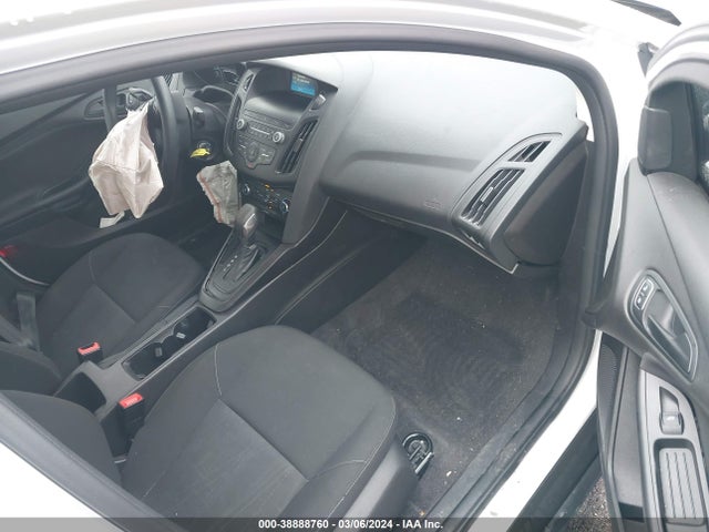 Ford FOCUS S 2018 1FADP3E23JL270774 Image 5