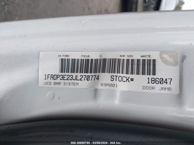 Ford FOCUS S 2018 1FADP3E23JL270774 Image 9