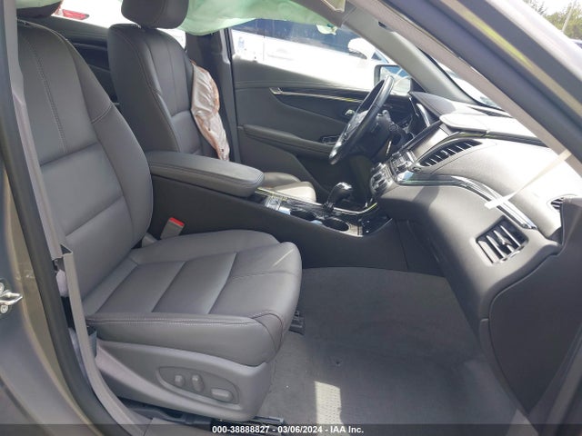 Chevrolet IMPALA 1LT 2018 2G1105S36J9145035 Image 5