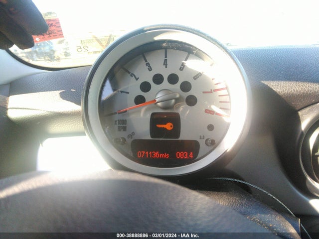 2010 MINI COOPER WMWMF3C50ATZ23536 Photo 6