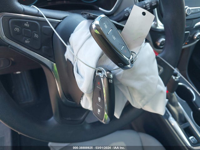 Chevrolet EQUINOX LS 2018 2GNAXHEV0J6188862 Image 11