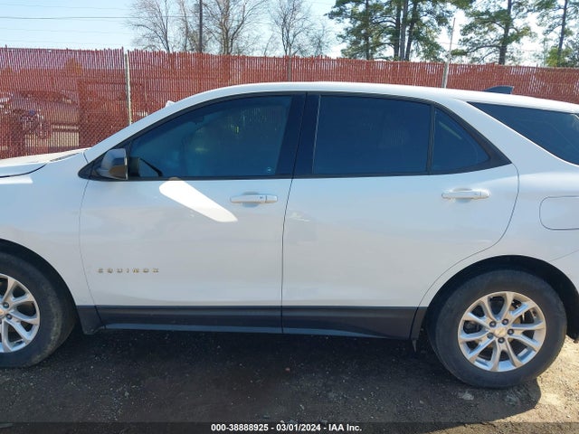 Chevrolet EQUINOX LS 2018 2GNAXHEV0J6188862 Image 14