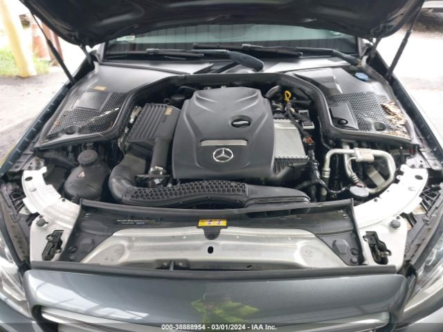 55SWF4JB3GU116657 Mercedes-Benz C 300 Luxury/sport