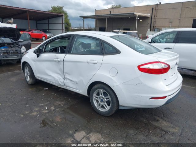 3FADP4BJ2HM122805 Ford FIESTA SE