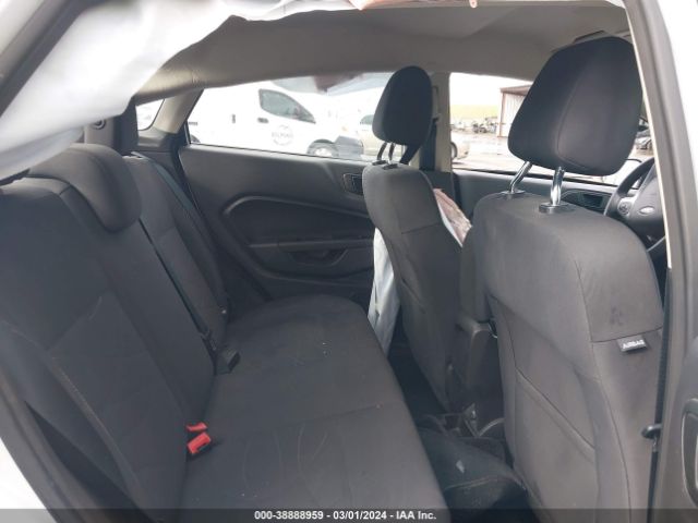 3FADP4BJ2HM122805 Ford FIESTA SE
