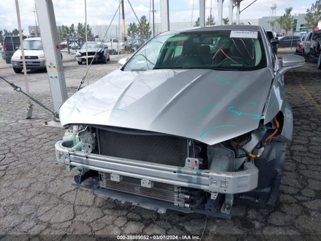 3FA6P0PU1HR380157 Ford Fusion Energi Se Luxury