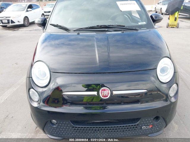 2015 FIAT 500E 3C3CFFGE2FT732730 Photo 5