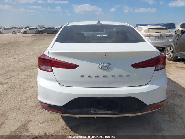 Hyundai ELANTRA SEL 2019 5NPD84LF7KH480853 Image 17
