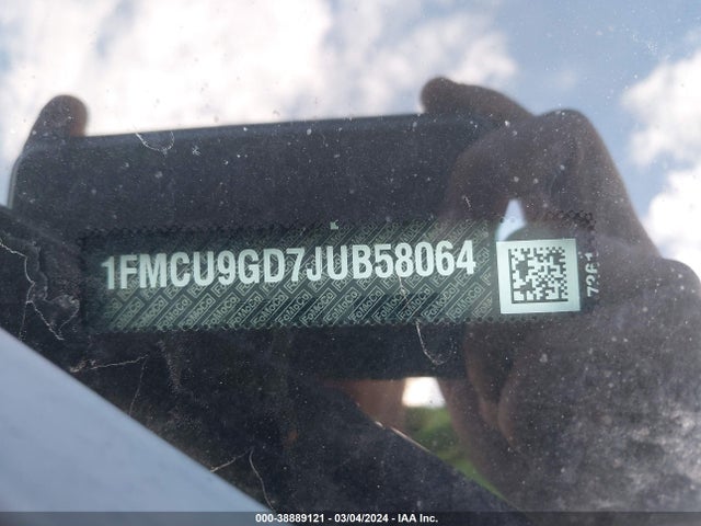 Ford ESCAPE SE 2018 1FMCU9GD7JUB58064 Image 9