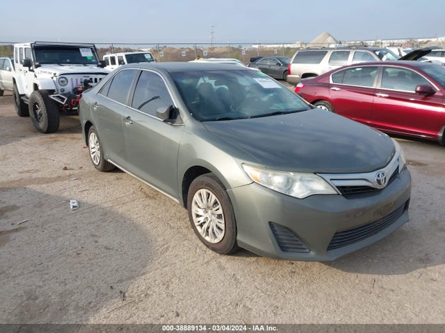 Toyota CAMRY LE 2014 4T4BF1FK5ER413880 Image 1