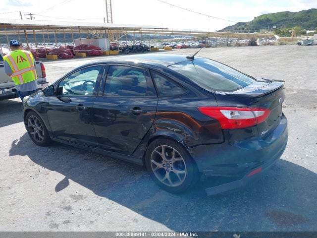 Ford FOCUS SE 2014 1FADP3F26EL109405 Image 3