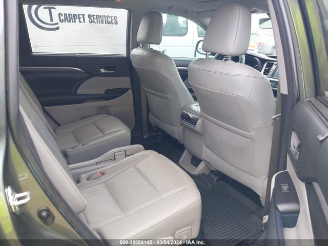 Toyota Highlander Limited Platinum 2018 5TDDZRFH1JS804072 Image 8