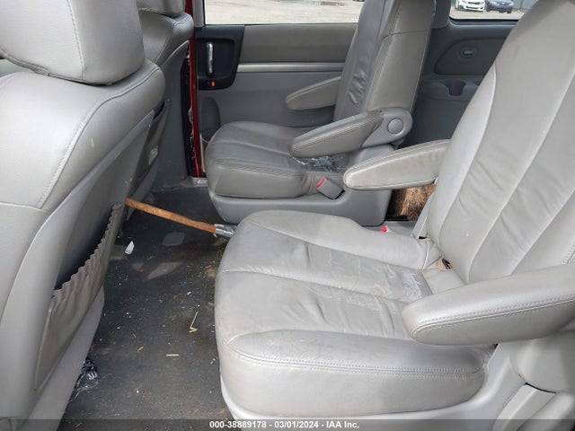 2008 HYUNDAI ENTOURAGE GLS/LIMITED VIN: KNDMC233186048058