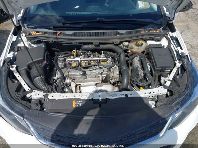 Chevrolet CRUZE LT 2018 1G1BE5SMXJ7177843 Image 10