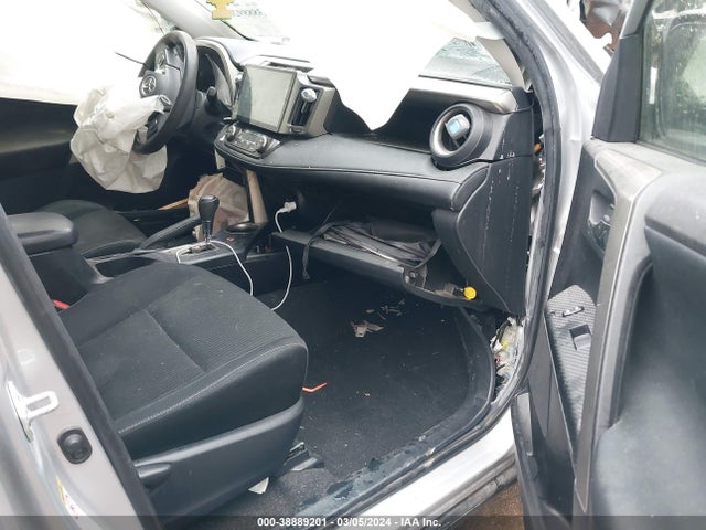 Toyota Rav4 Xle 2014 JTMRFREVXED049544 Image 5