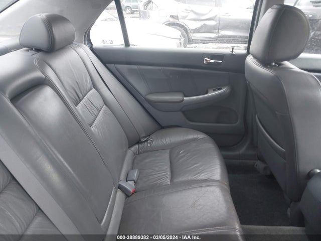 2004 HONDA ACCORD 3.0 EX VIN: 1HGCM66564A073172