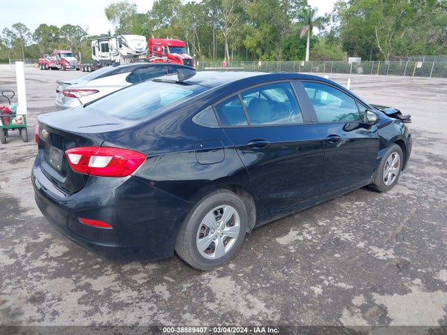 Chevrolet Cruze Ls Auto 2017 1G1BC5SM5H7143650 Image 4
