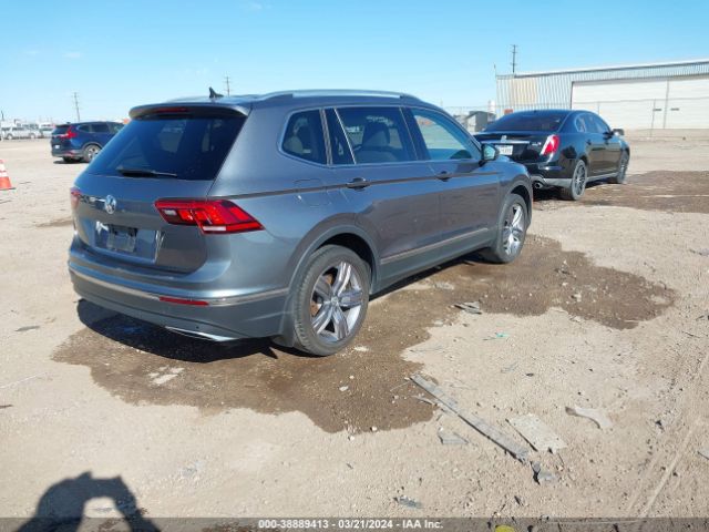3VV3B7AX1MM124942 Volkswagen Tiguan 2.0t Se/2.0t Se R-line Black/2.0t Sel