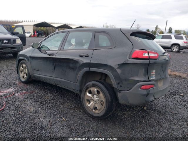 1C4PJLAB4GW303688 Jeep Cherokee Sport