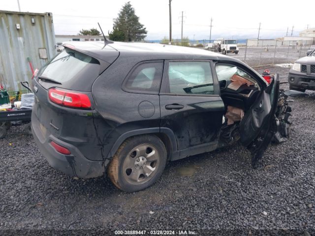 1C4PJLAB4GW303688 Jeep Cherokee Sport