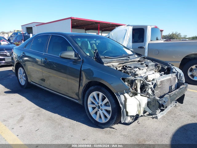2014 4T4BF1FK5ER354958 main image