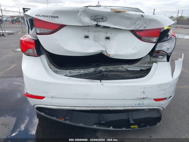 2016 HYUNDAI ELANTRA SE VIN: 5NPDH4AE4GH733239