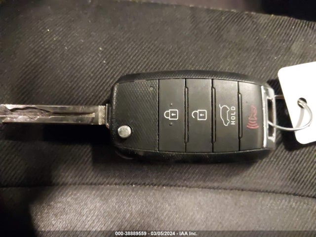 KIA SOUL + 2014 KNDJP3A54E7042861 Image 11