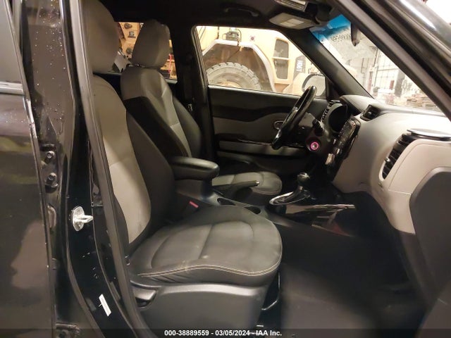 KIA SOUL + 2014 KNDJP3A54E7042861 Image 5