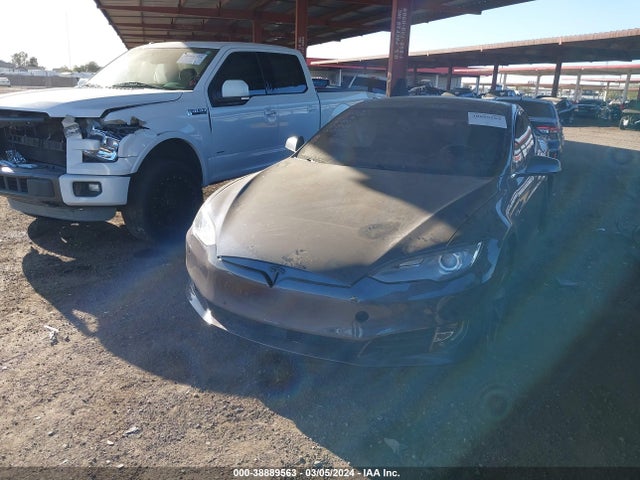 Tesla Model S 90d/p100d/p85d/p90d 2016 5YJSA1E47GF127749 Image 2