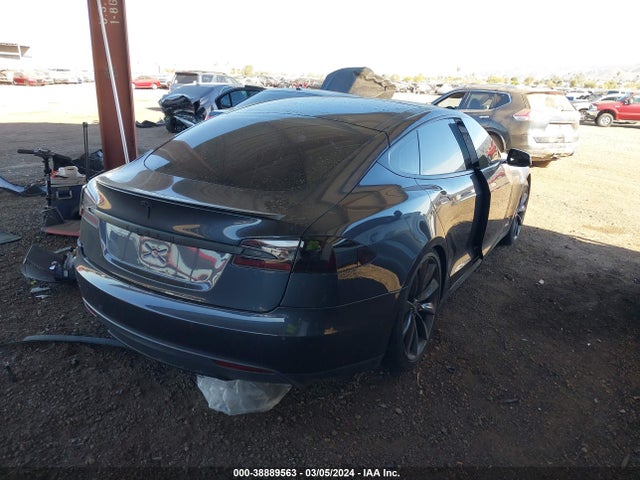 Tesla Model S 90d/p100d/p85d/p90d 2016 5YJSA1E47GF127749 Image 4