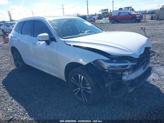 Volvo Xc60 Hybrid T8 Momentum 2018 YV4BR0DK7J1010138 головне зображення