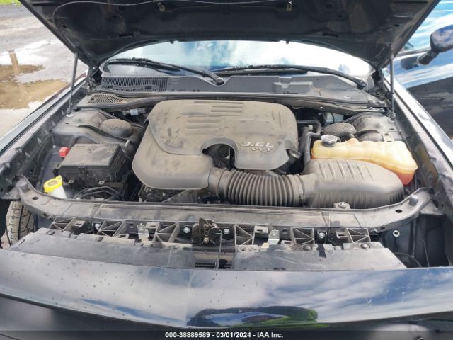 2C3CDZAG6GH317289 Dodge Challenger Sxt