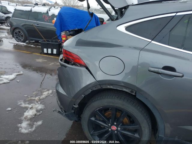 SADFP2FX4K1Z69596 Jaguar E-PACE SE