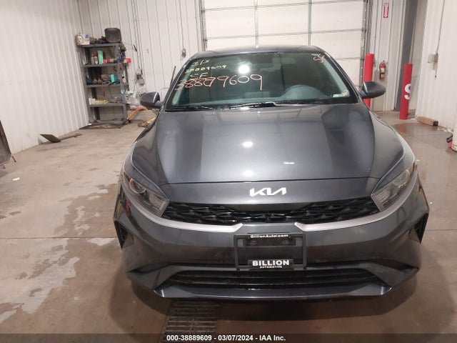 KIA Forte Lxs 2022 3KPF24AD3NE485147 Image 12