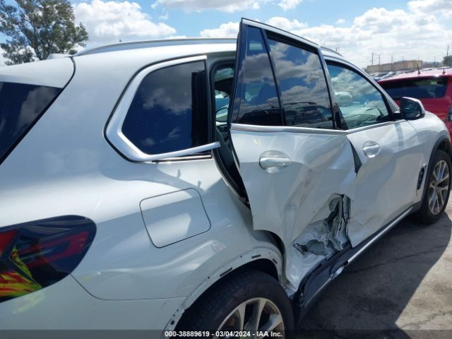 5UX13EU02R9S98898 BMW X5 Sdrive40i
