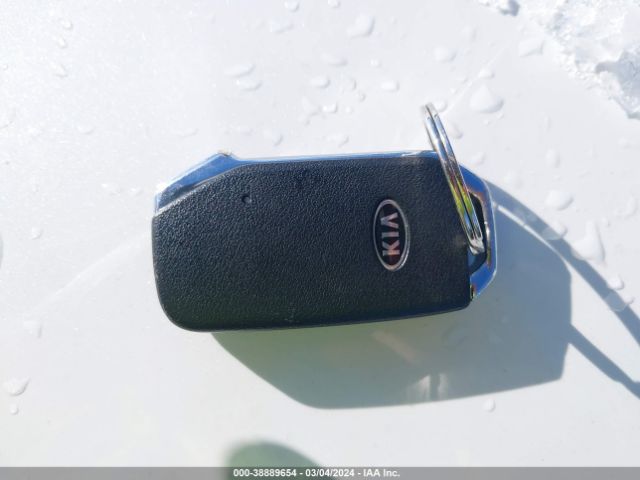 KNDJ33AU6L7085291 KIA SOUL EX