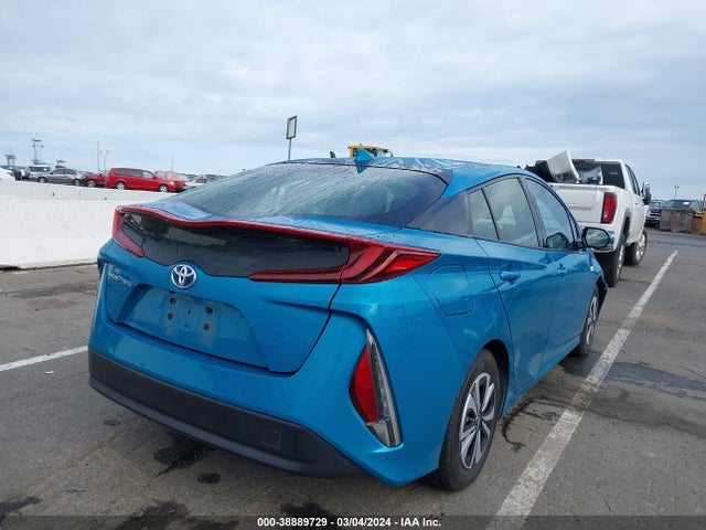 Toyota Prius Prime Plus 2017 JTDKARFP3H3046866 Image 4