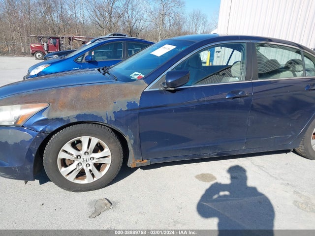 2010 HONDA ACCORD 2.4 LX VIN: 1HGCP2F31AA190412