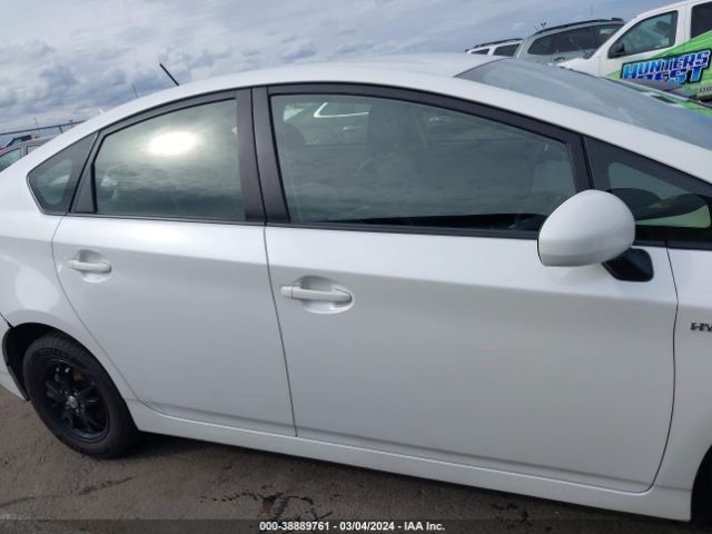 JTDKN3DU5E0391419 Toyota Prius Four
