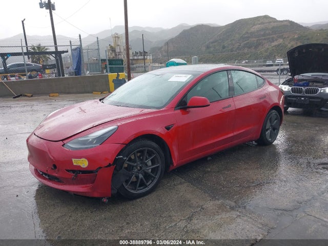 Tesla Model 3 Long Range Dual Motor All-wheel Drive 2021 5YJ3E1EB5MF074410 Image 2