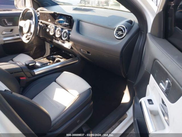 W1N4N4GB8MJ250886 Mercedes-Benz GLA 250