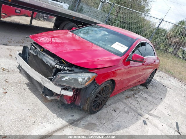Mercedes-Benz CLA 250 2014 WDDSJ4EB8EN153636 Image 2